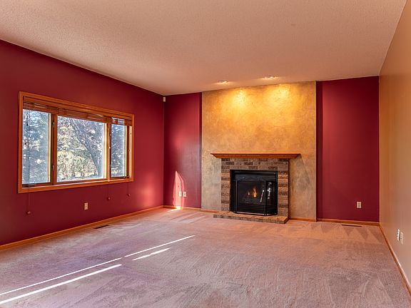 3rd image of 16569 Hudson Ave
