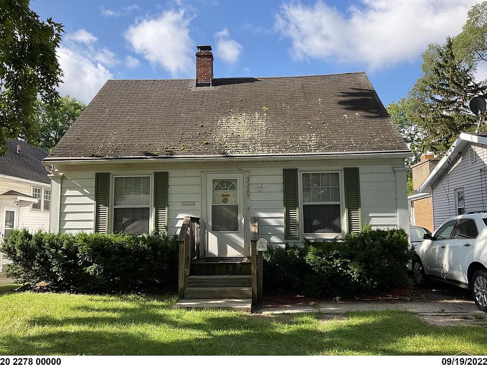 1st image of 3325 Court St