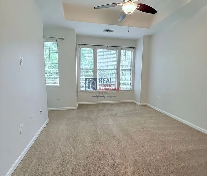1055 Park Row N — Photo 11