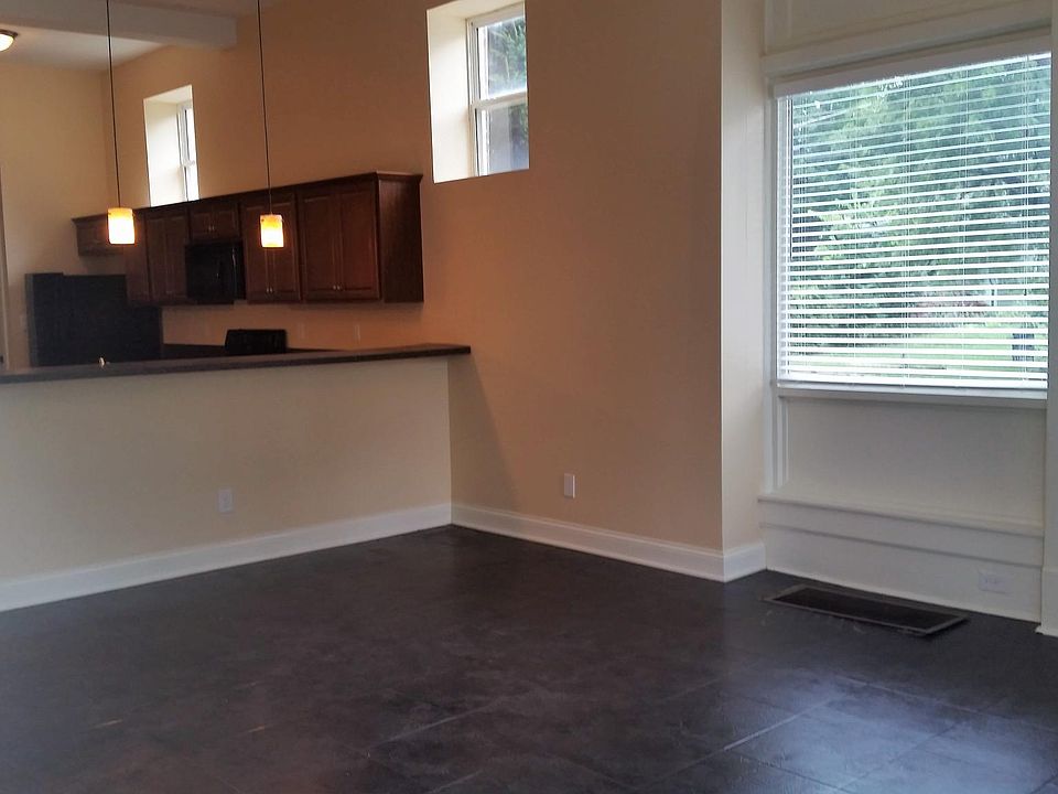 1st image of 701 E High St Ste 102
