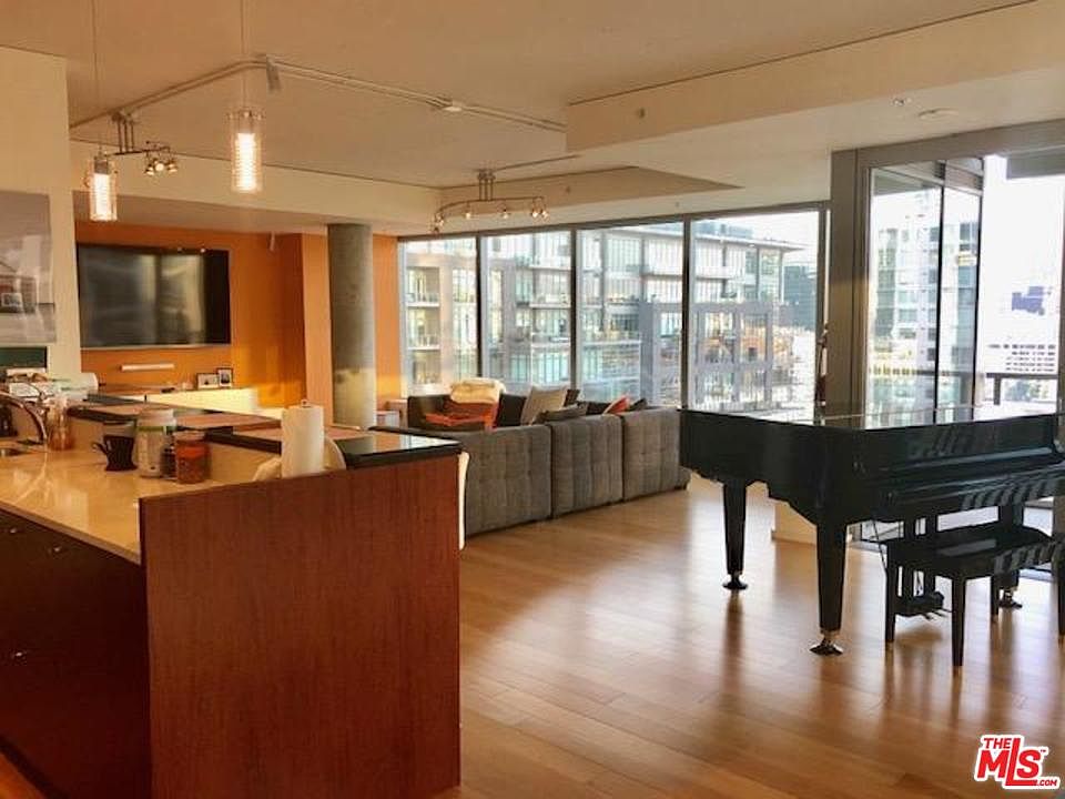 1st image of 1155 S Grand Ave APT 1809