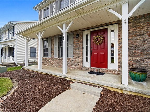 2nd image of 1209 Hanson Dr