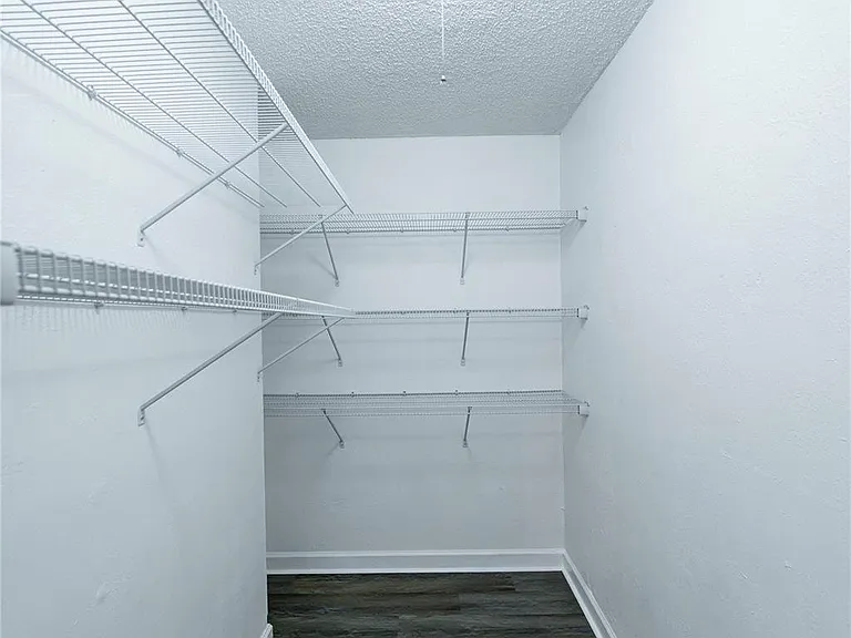 115 NE 4th St #3 — Photo 18