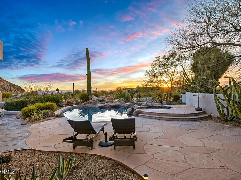 10029 E Calle De Las Brisas — Photo 58