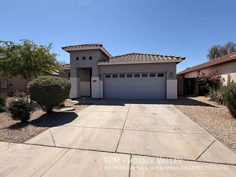 15227 W Jackson St — Photo 1