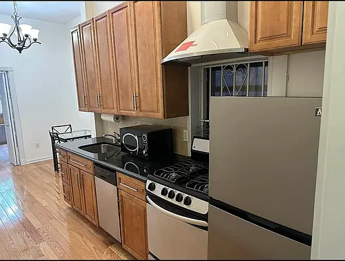 322 E 85th St #1-A Photo 1