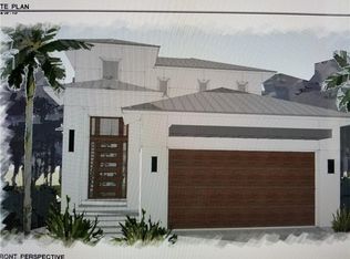 3129 Lunar St, Naples, FL 34112