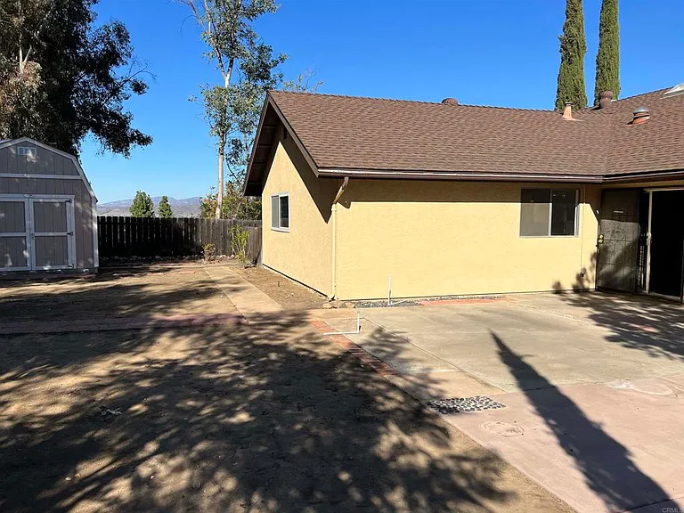 1282 Whitsett Dr — Photo 23