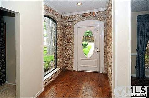 5th image of 1901 Leon Dr