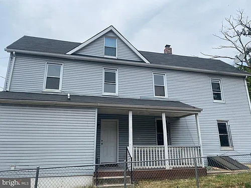 1633 Sexton St Photo 1