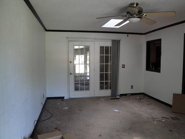2nd image of 384 Pinewood Dr