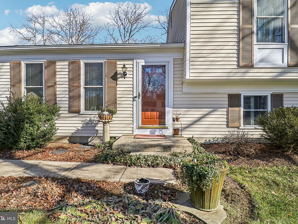 1st image of 1914 Black Oak Ct