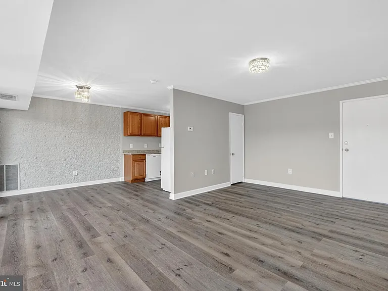 1804 Metzerott Rd #504 — Photo 9