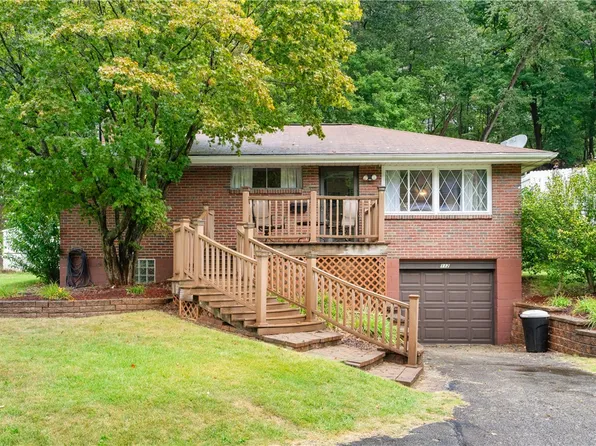 112 7th Street Ext, Trafford, PA 15085