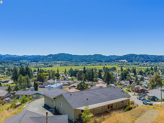 5th image of 2217 King Ln