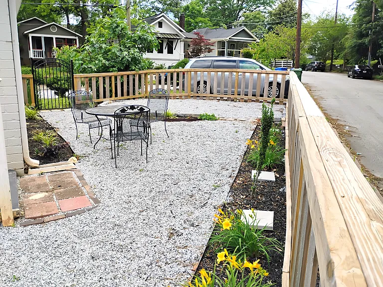 1130 Wade St NE #A — Photo 20