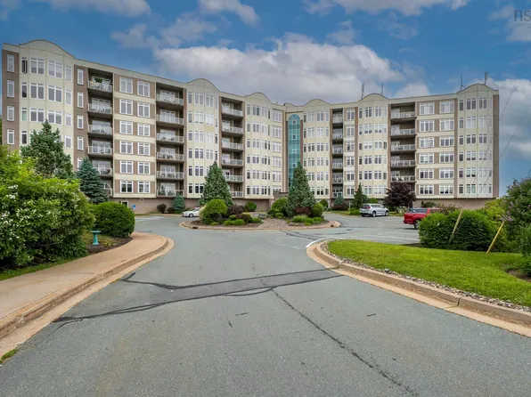 94 Bedros Ln Unit 303, Halifax, NS B3M 4X3