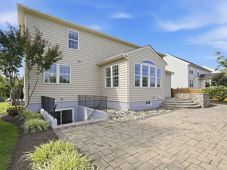 42222 Cameron Parish Dr — Photo 55
