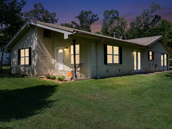 2304 Lane Lewis St, Marshall, TX 75672