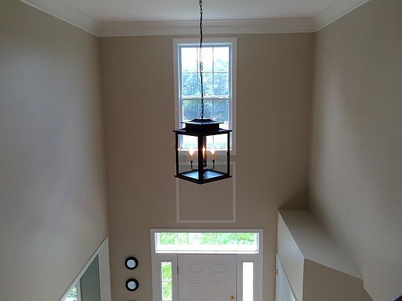 2nd image of 22 Beatrice Ave