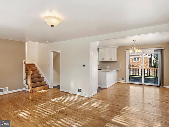 4th image of 312 Orley Rd
