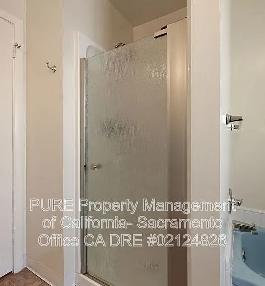 5201 T St — Photo 25