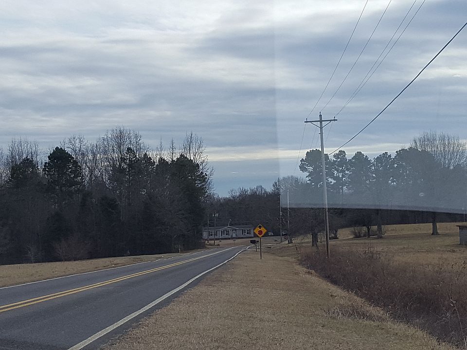 2nd image of 1091 Joe Rd