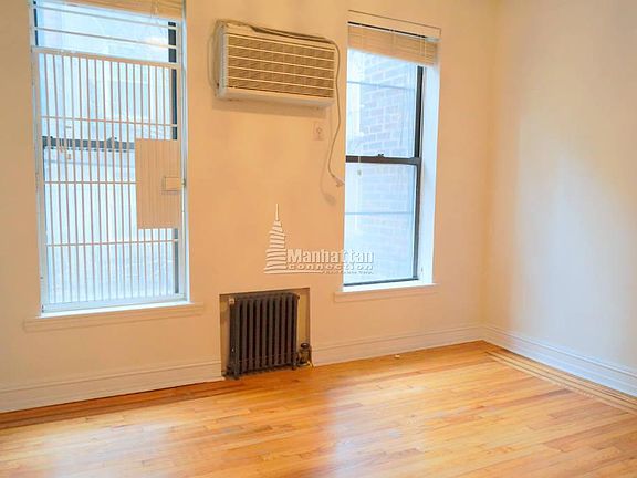 3rd image of 215 E 84th St Frnt 1
