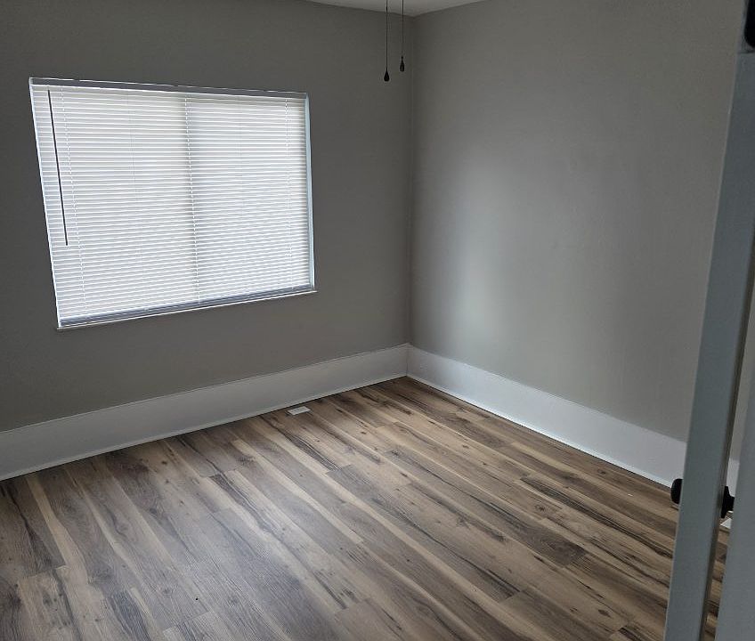 1st image of 1141-1147 Wilson Ave