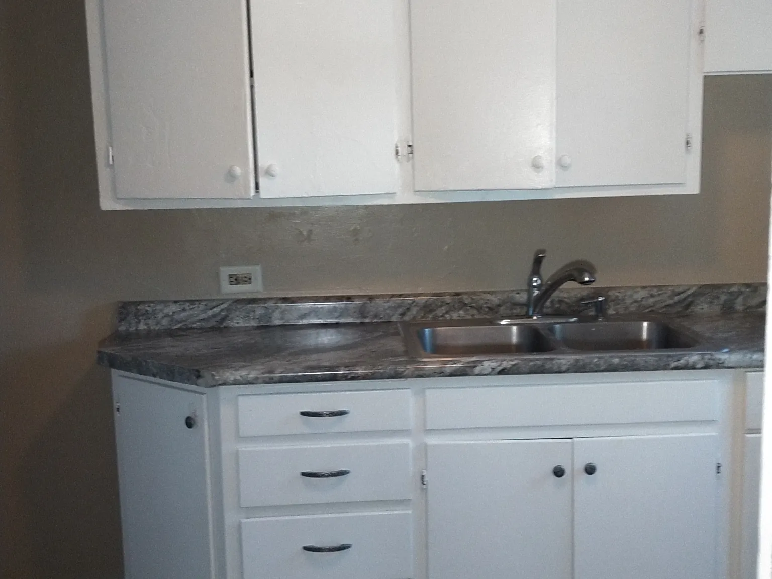 FRE 130-140 E 12th Street - 140 — Photo 3
