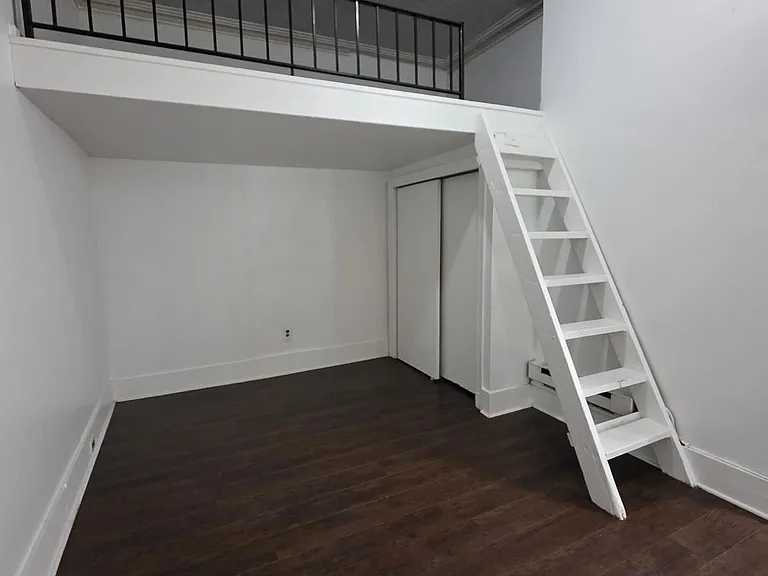 38 N 40th St #1F — Photo 5
