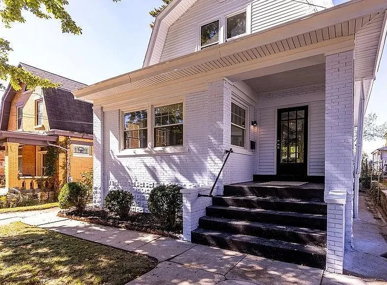 919 Sunset Ave — Photo 1