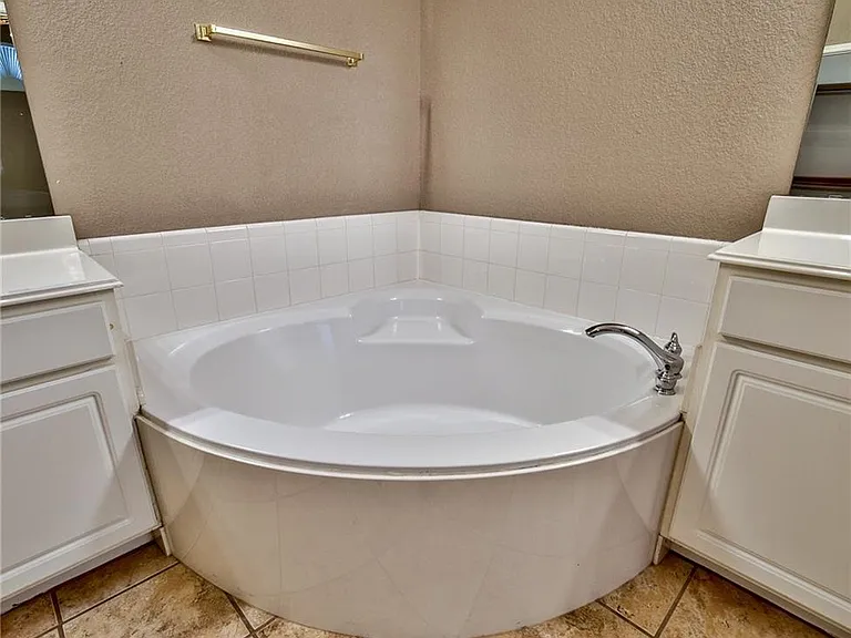 3016 Afton Ridge Dr — Photo 16
