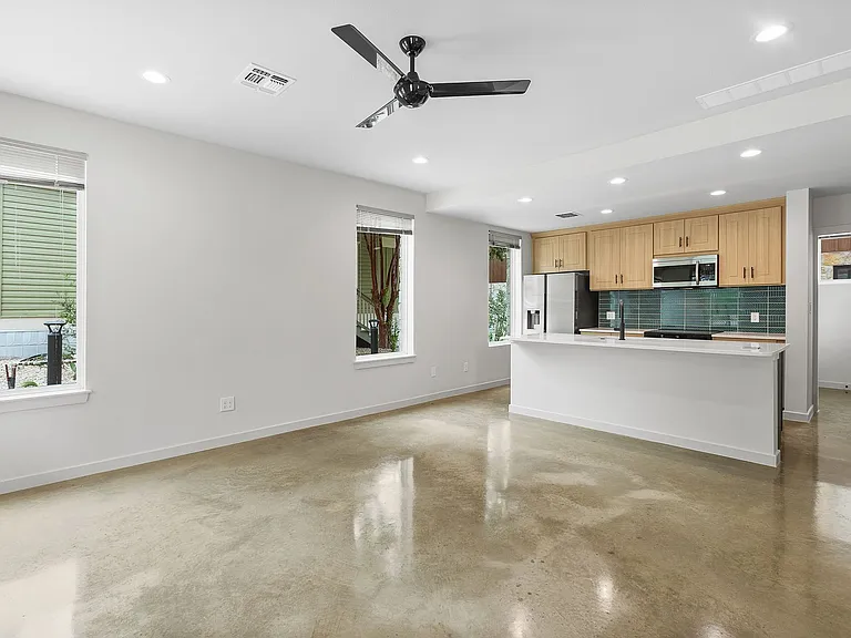 Modern Luxury in San Marcos' Premier Courtyard Community Now Leasing! — Photo 118