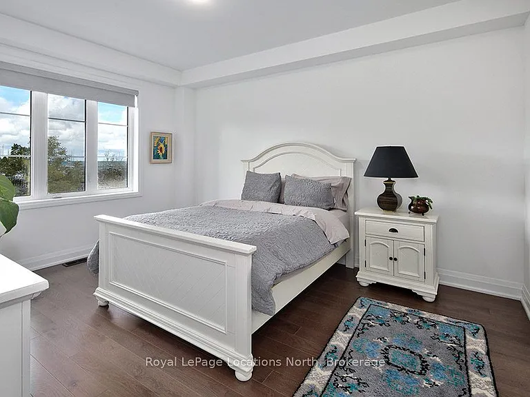 11 Bay St E #6 — Photo 8