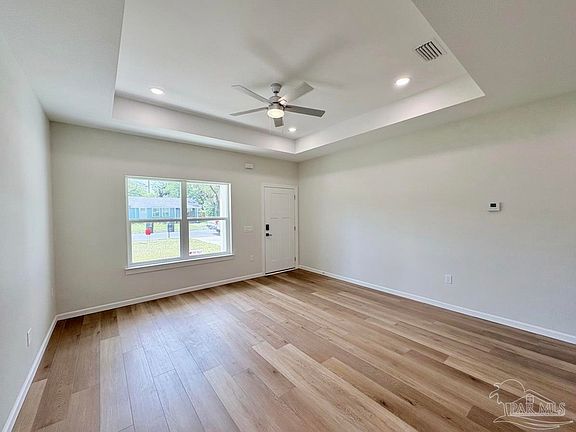 5th image of 218 Alton Rd