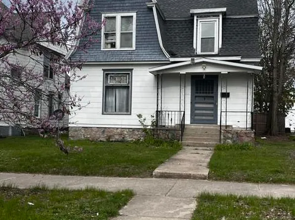 307 S Michigan Ave, Big Rapids, MI 49307