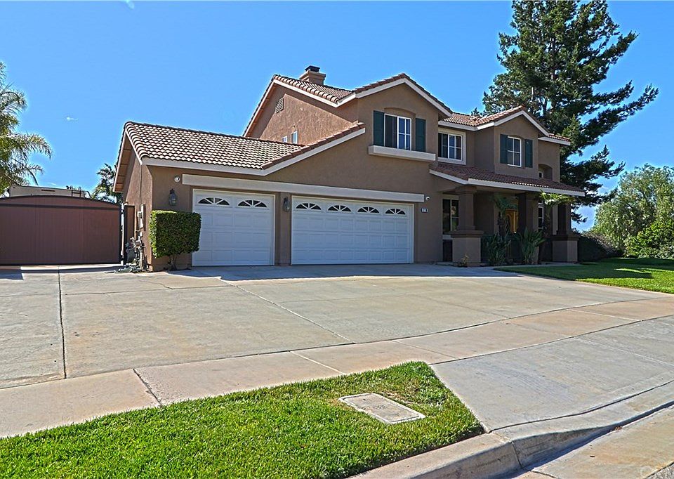 2nd image of 710 Mandevilla Way