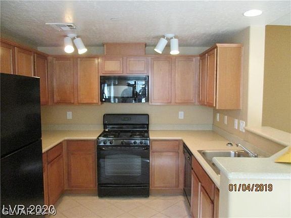 3rd image of 6868 Sky Pointe Dr Unit 1135