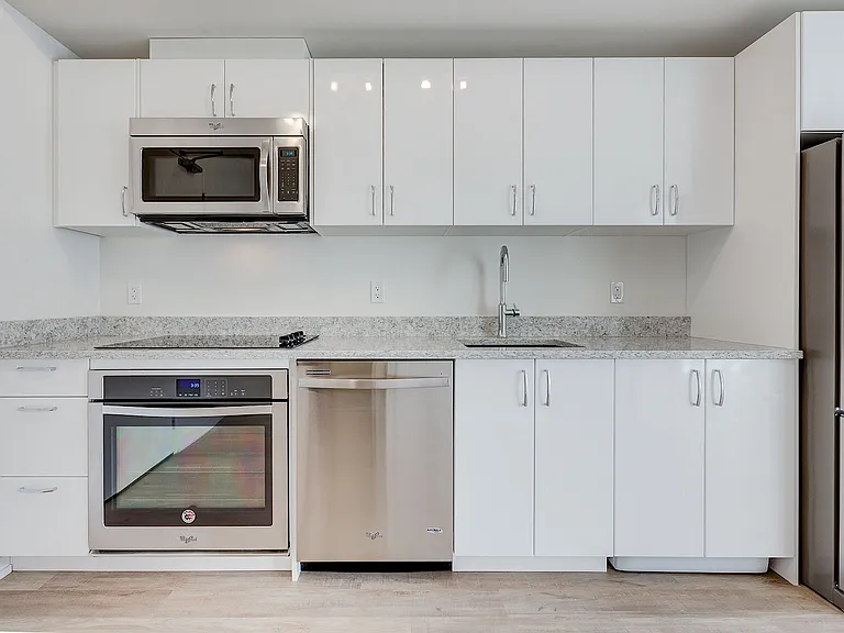 450 8th Ave SE #501 — Photo 4
