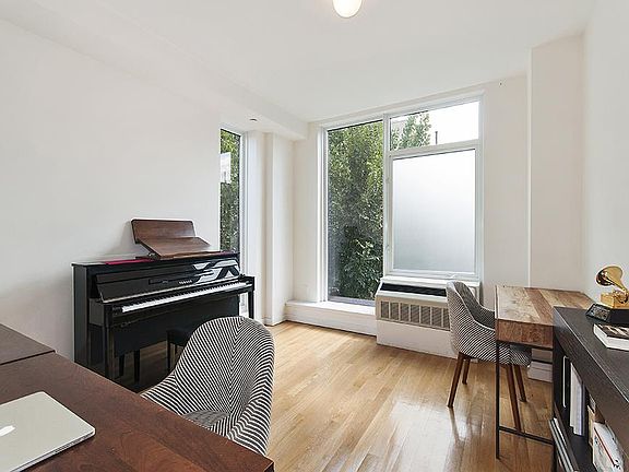 5th image of 306 W 116th St APT 6B