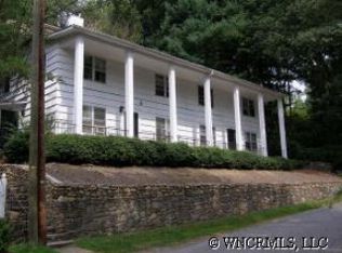 148D Stuart Cir, Lake Junaluska, NC 28745