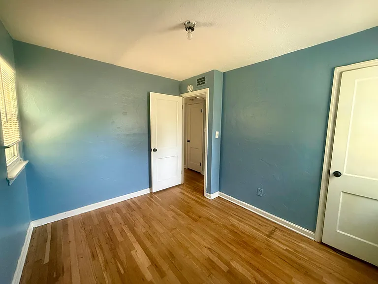 23861 Colbourne Rd — Photo 12