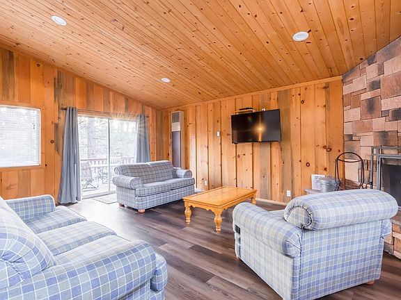 2nd image of 788 Silvertip Dr