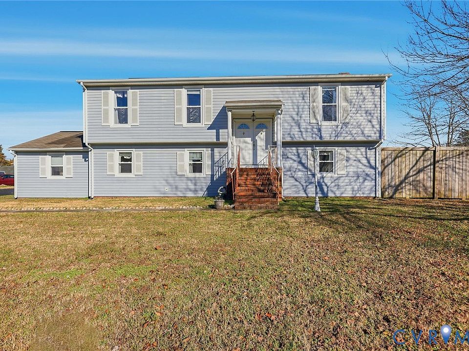 1st image of 4909 Woodstream Dr