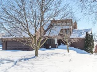 13853 Grandview Dr, Cement City, MI 49233