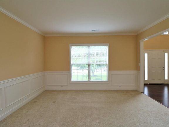 4th image of 4520 Verbena Park
