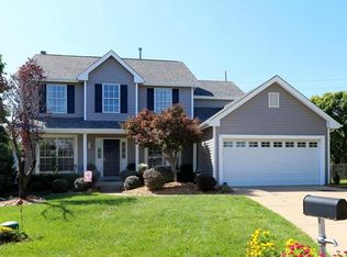 16936 Kingstowne Place Dr, Ballwin, MO 63011