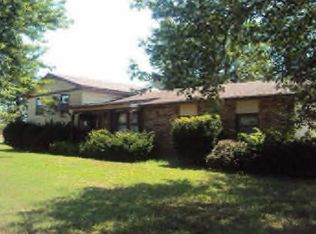 502 Glenn Dr, Sikeston, MO 63801