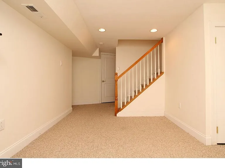 968 N Lawrence St #R — Photo 7